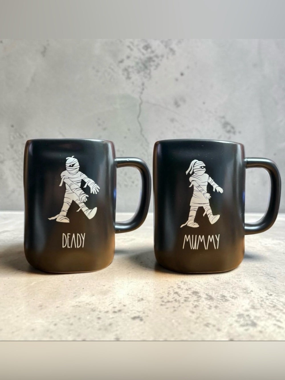 Rae Dunn Black 'Deady' & 'Mummy' Mugs – Halloween Rae Dunn Set